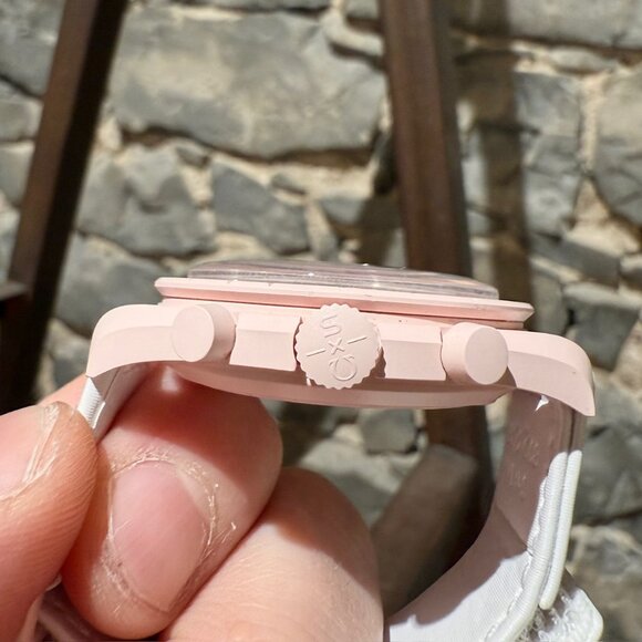 Swatch X Omega "Mission To Venus" White Moonswatch Watch - Picture 6 of 10